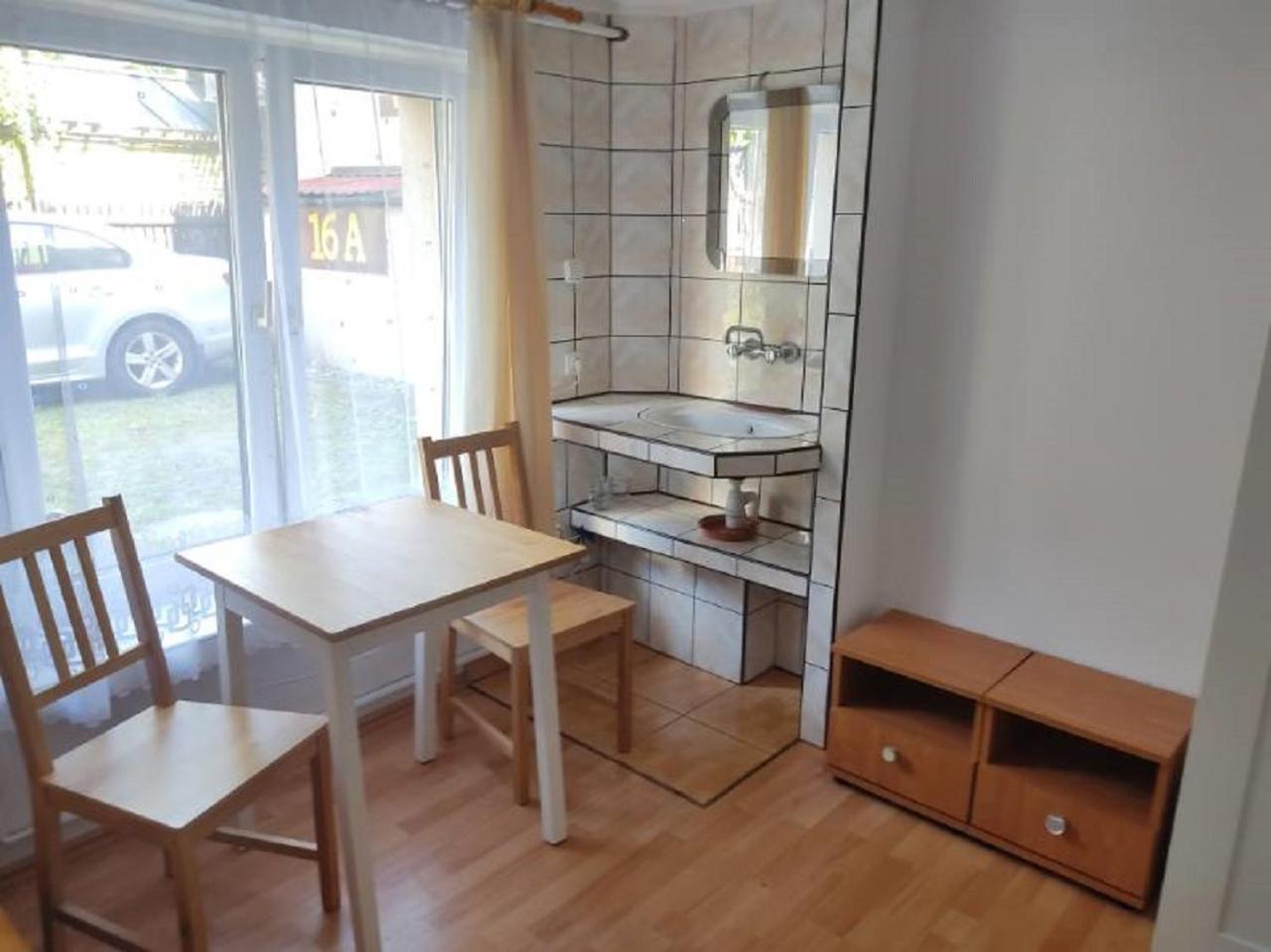 Domki I Pokoje Blisko Morza Leba Exterior foto